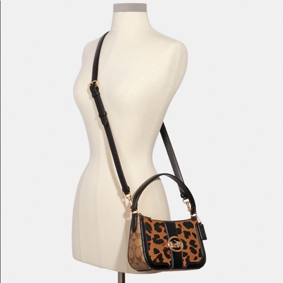 NWT Coach Georgie Baguette - Picture 2 of 8